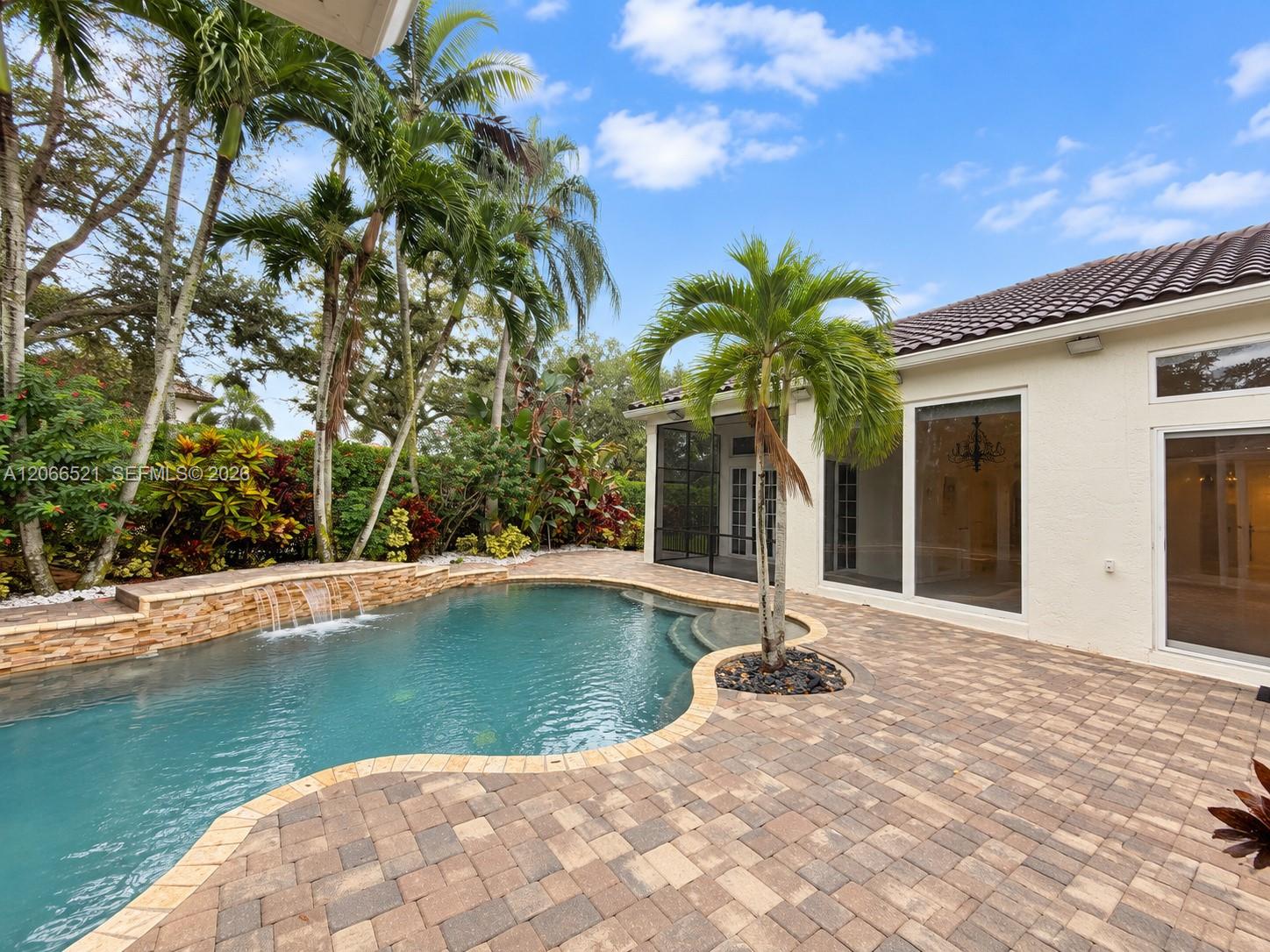 2616 Oakbrook Court