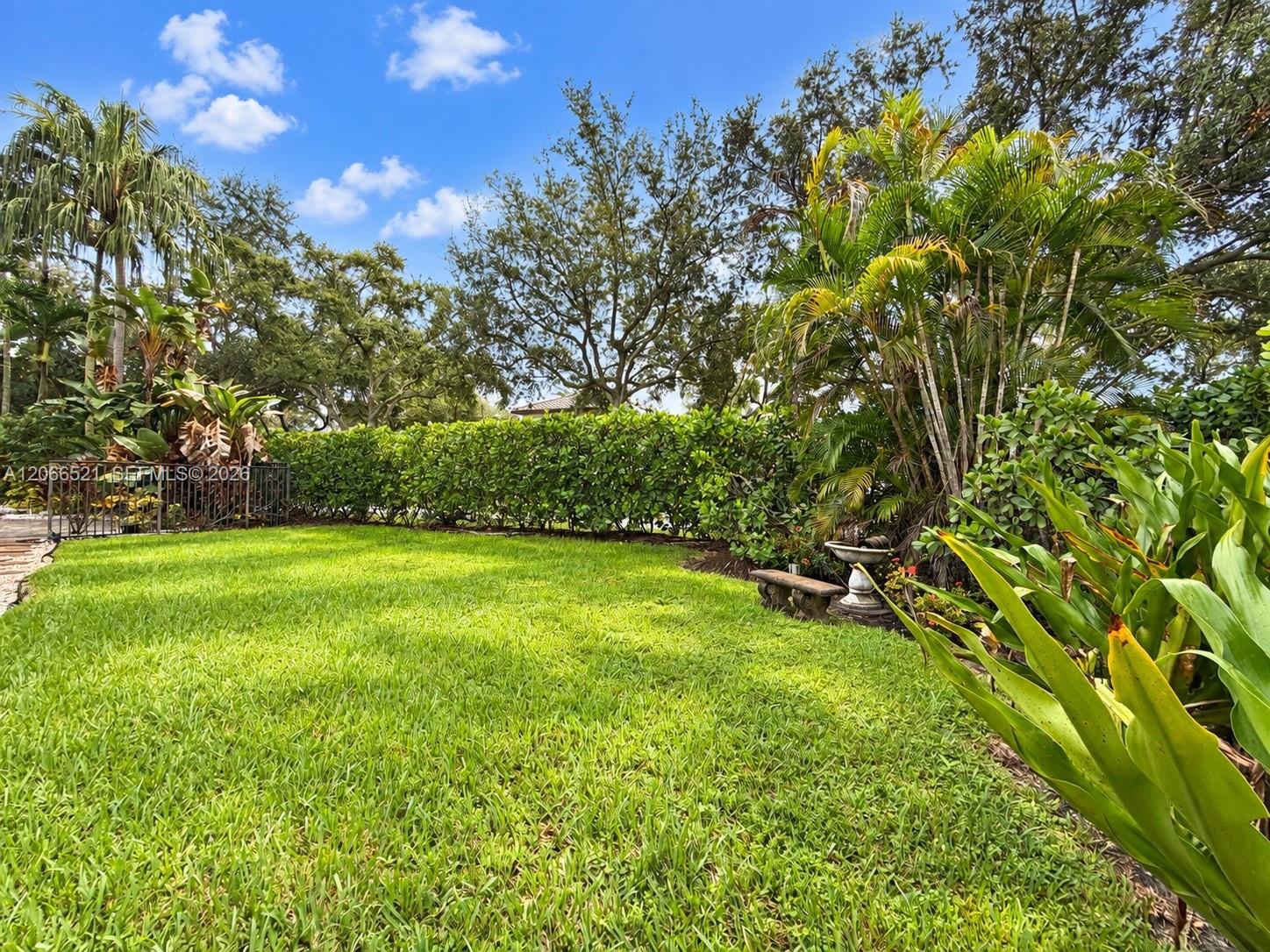2616 Oakbrook Court
