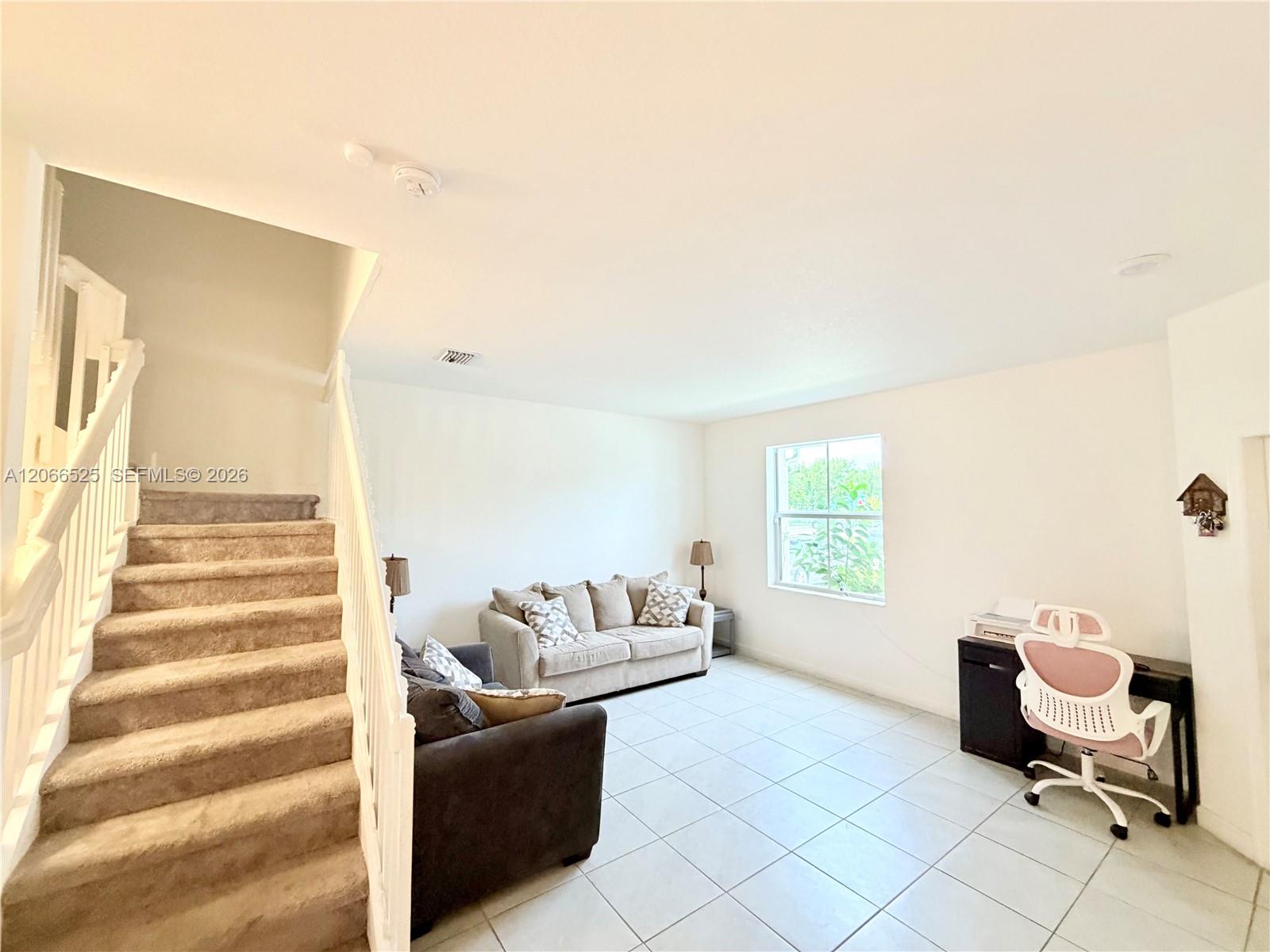 1877 SE 26th Terrace