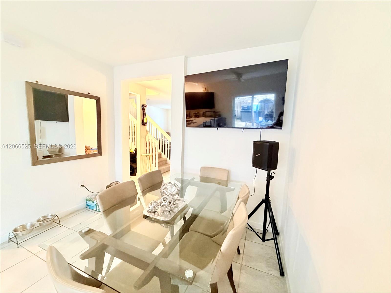 1877 SE 26th Terrace