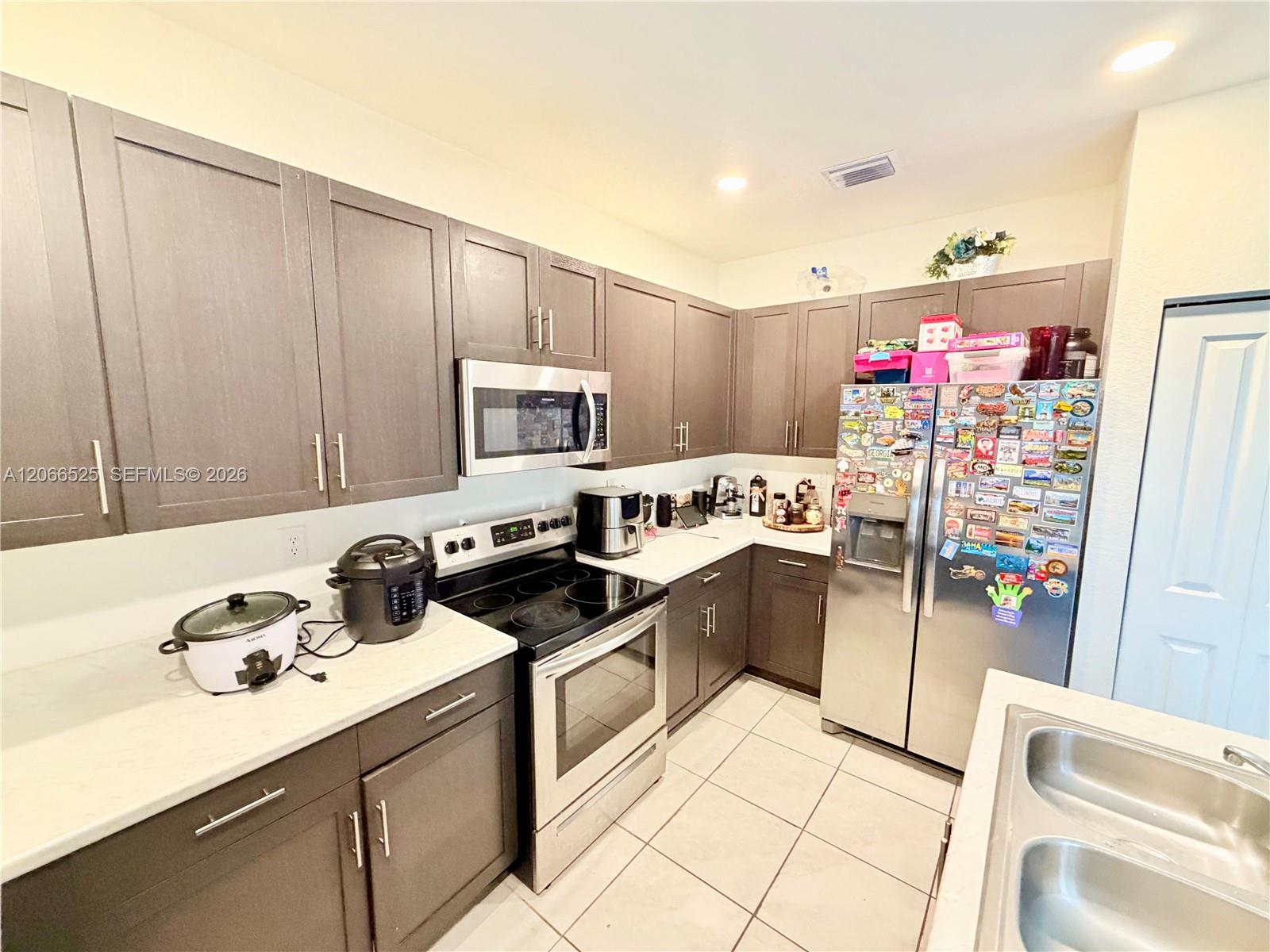 1877 SE 26th Terrace