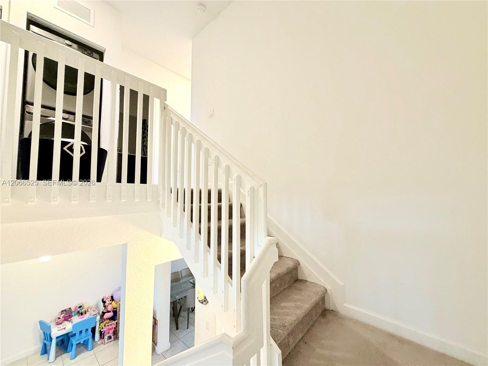 1877 SE 26th Terrace