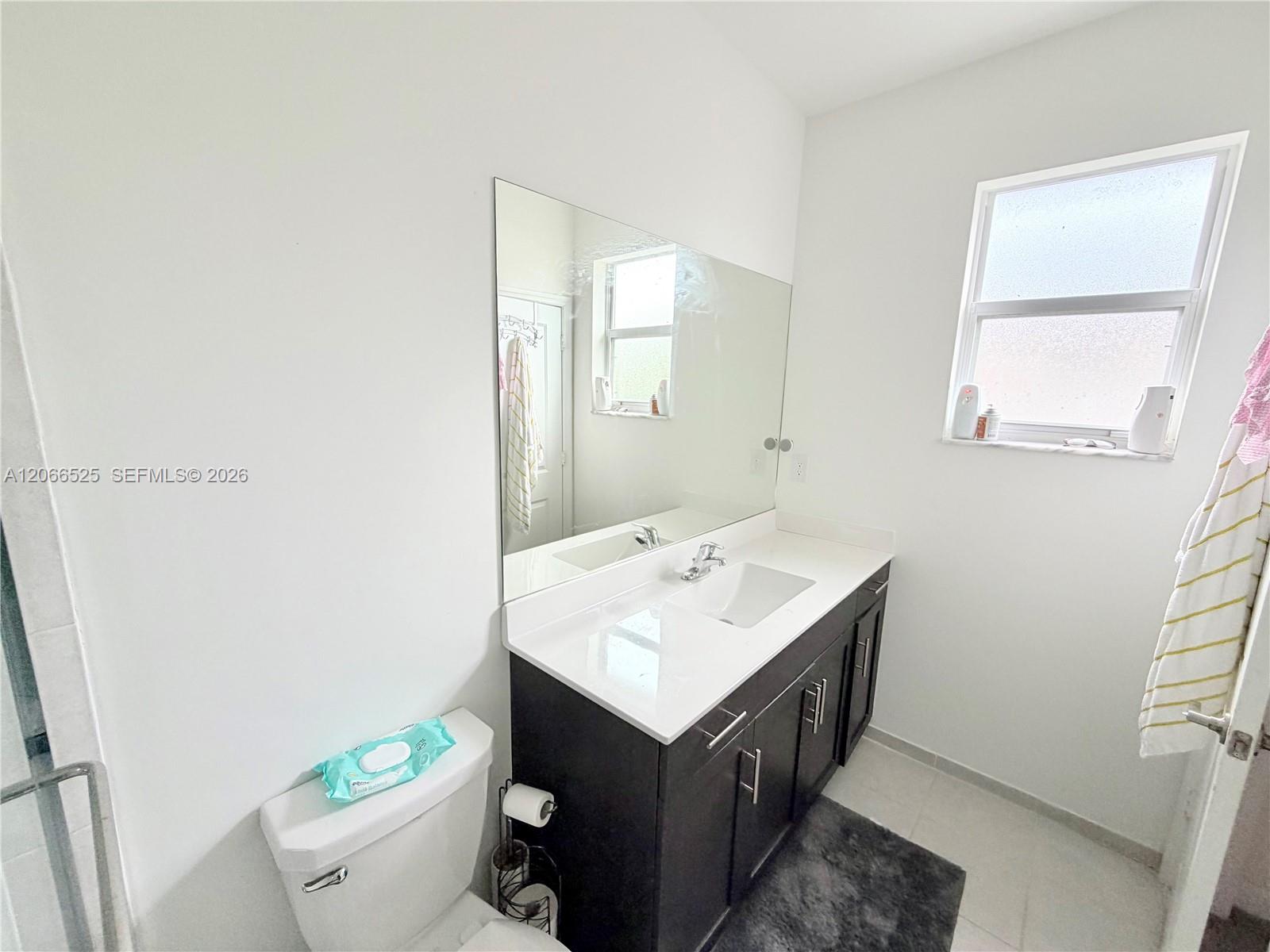 1877 SE 26th Terrace