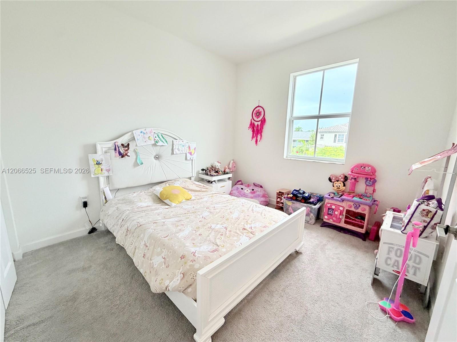 1877 SE 26th Terrace