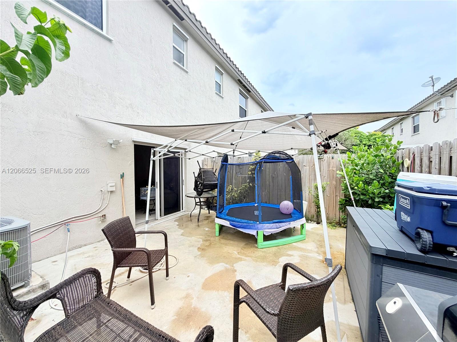 1877 SE 26th Terrace