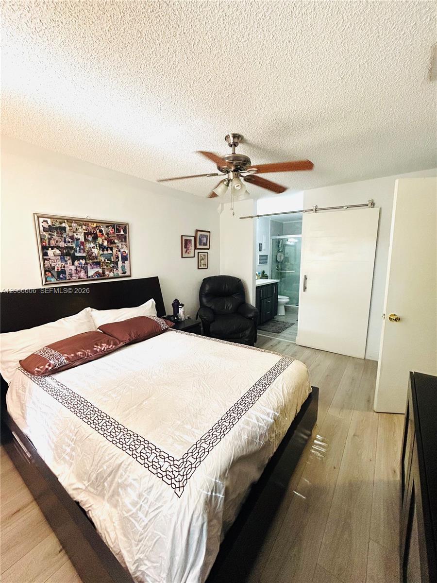9702 Hammocks Boulevard