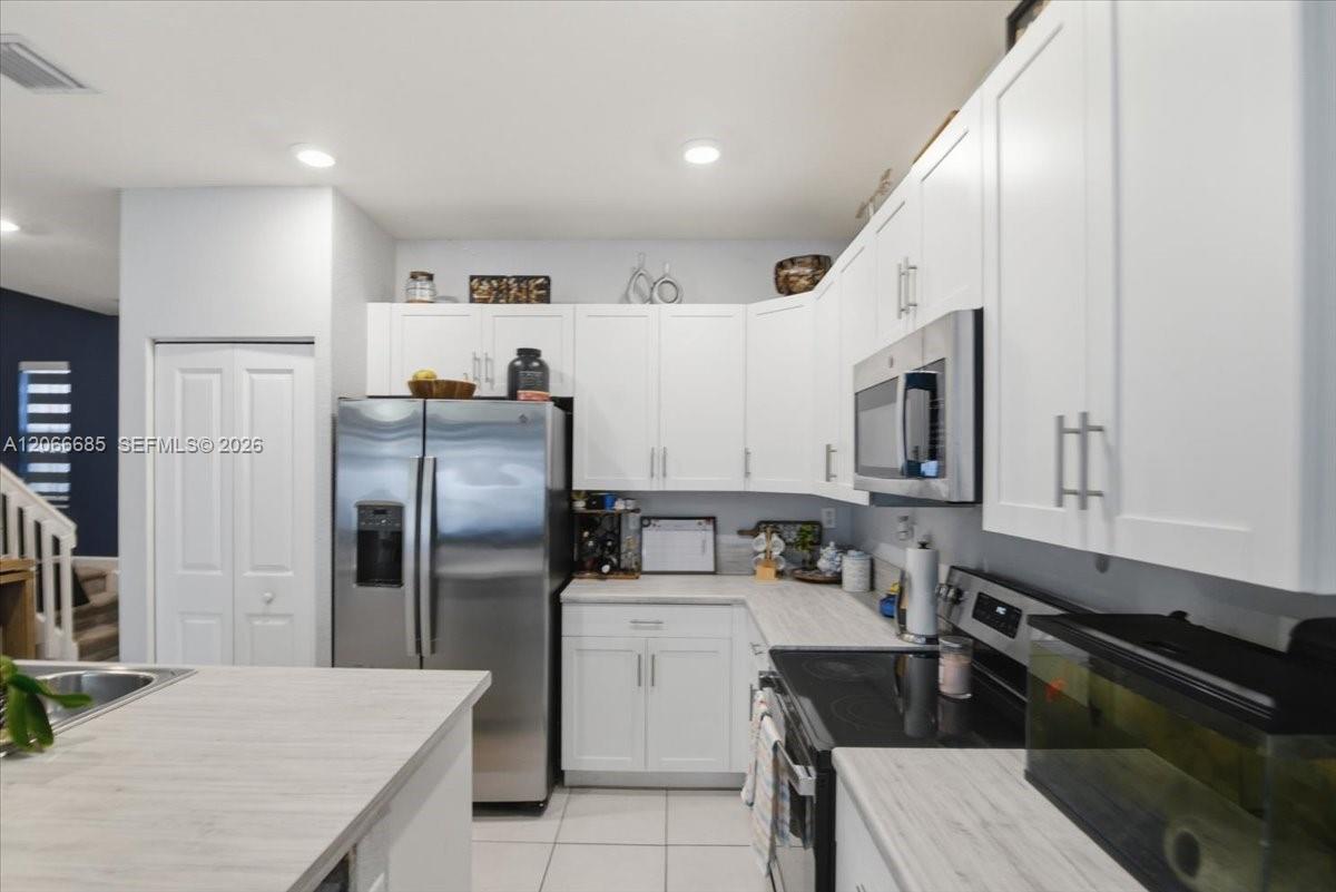 3378 W 112th Street
