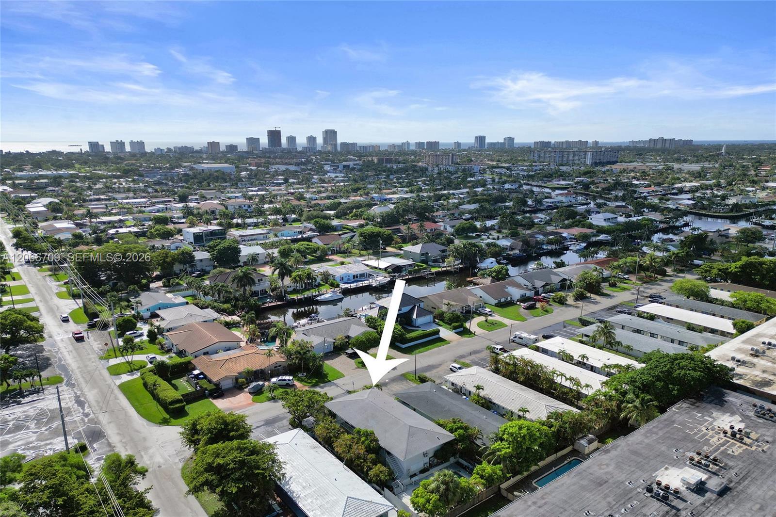305 SE 12th Avenue