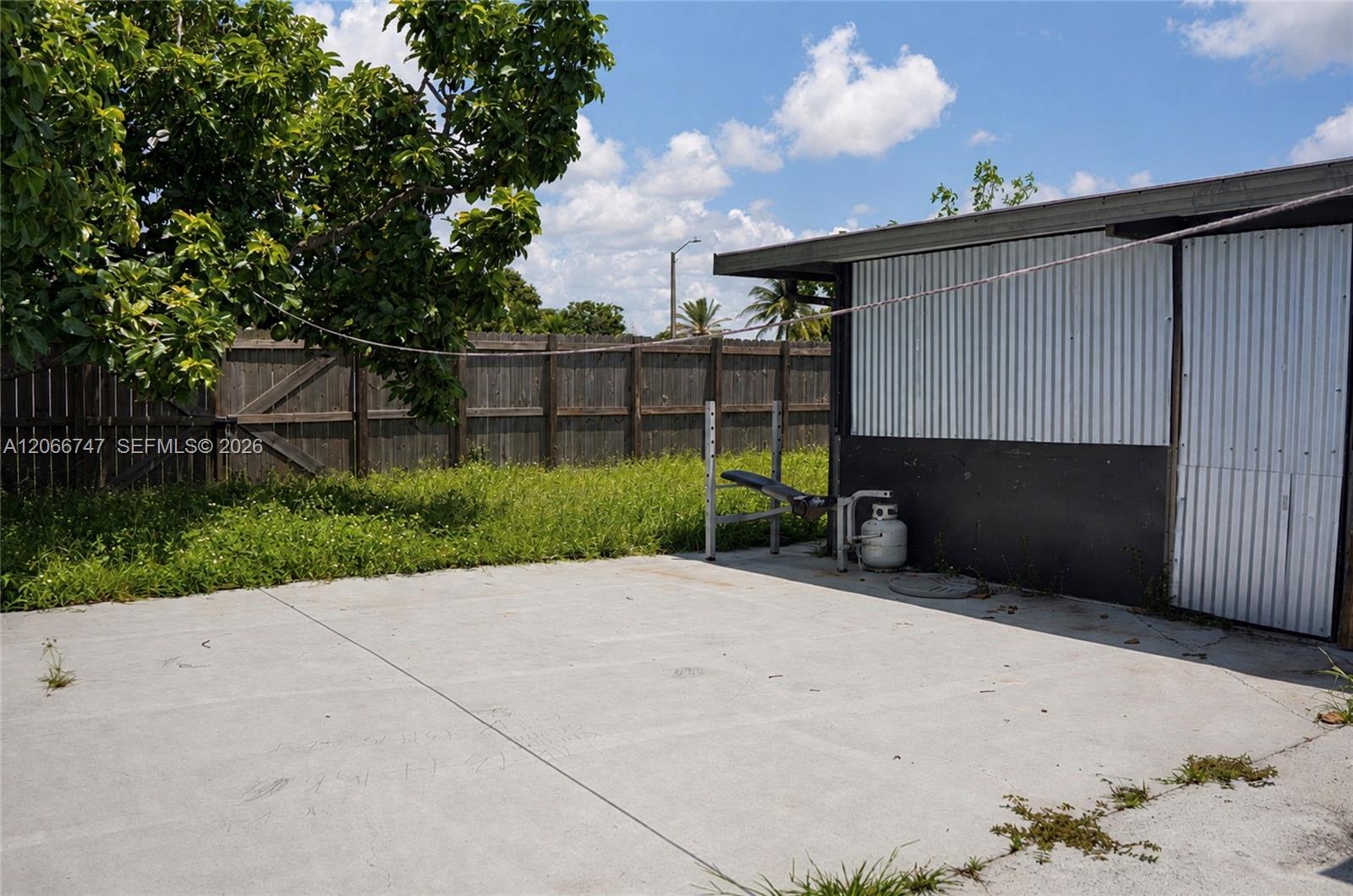 5095 NW 195th Lane