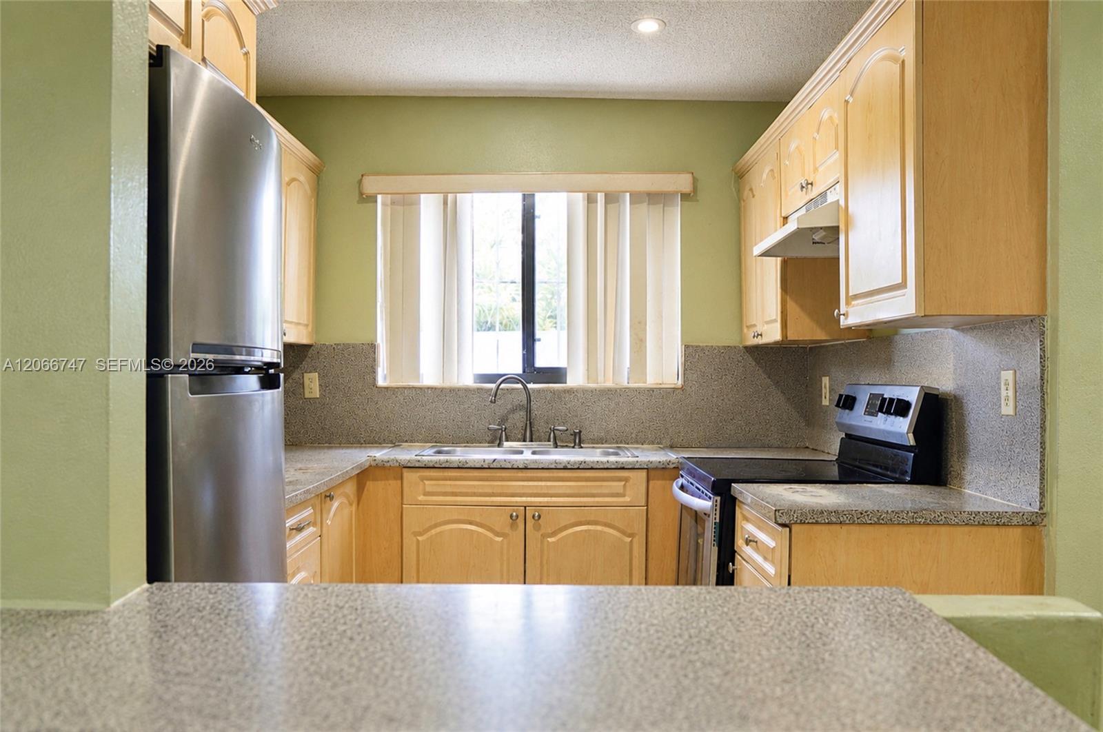 5095 NW 195th Lane