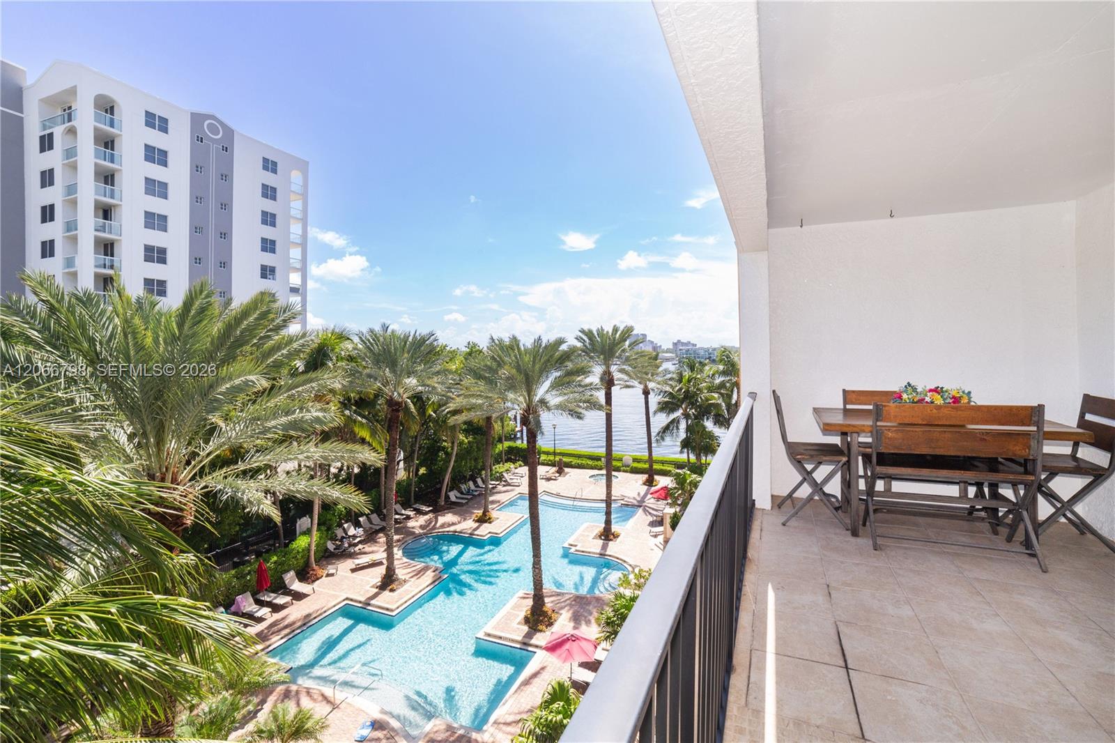 17100 N Bay Road