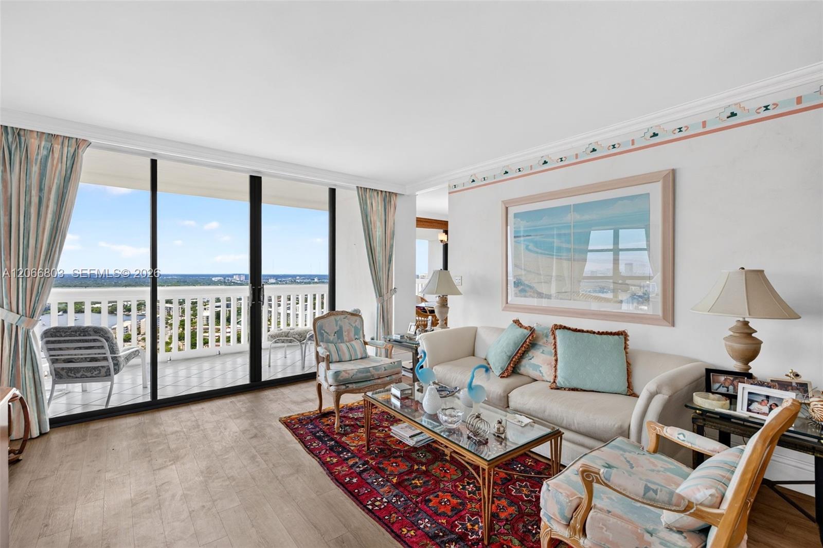 1000 Island Boulevard