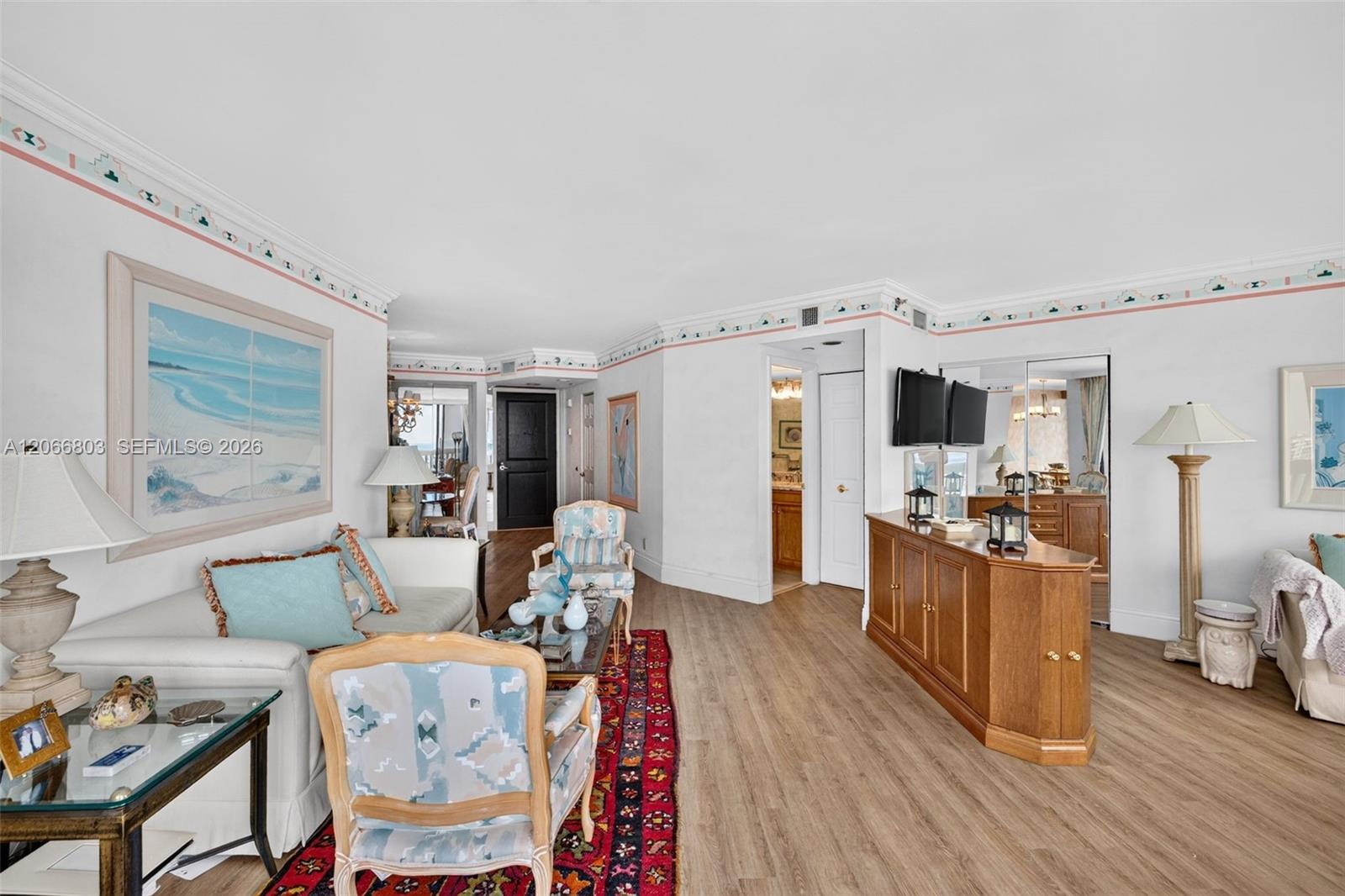 1000 Island Boulevard