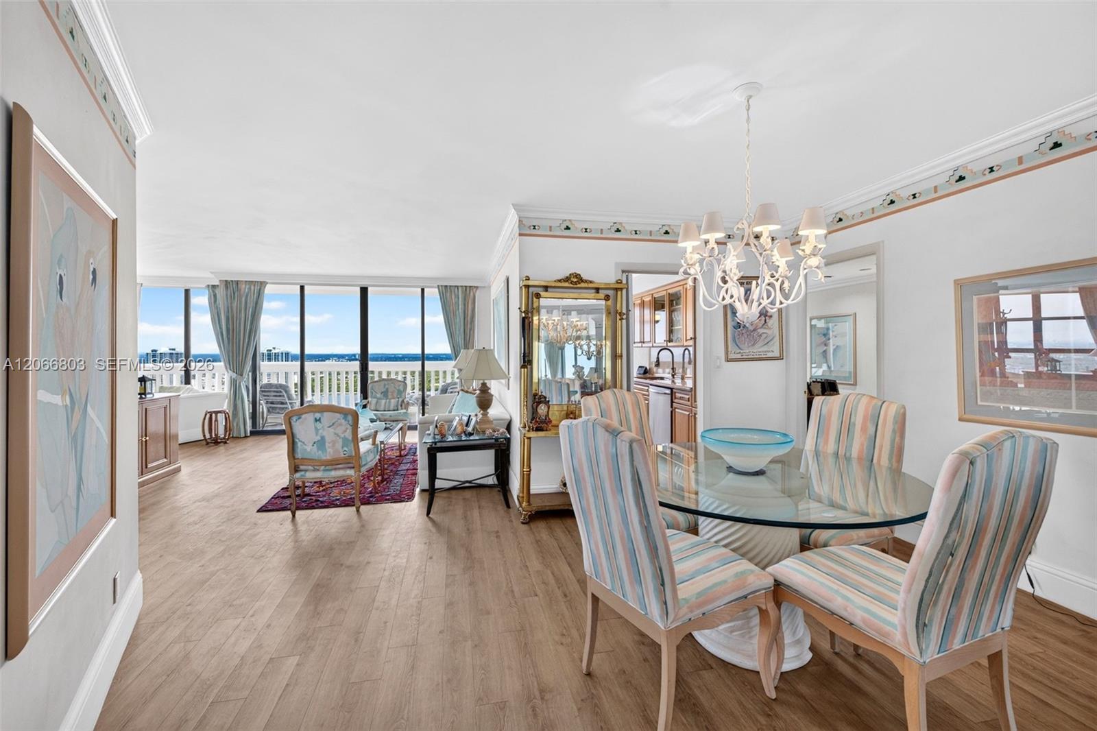 1000 Island Boulevard