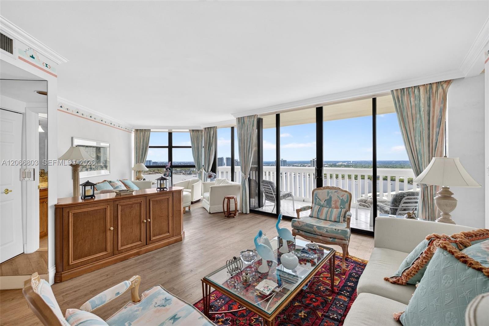 1000 Island Boulevard