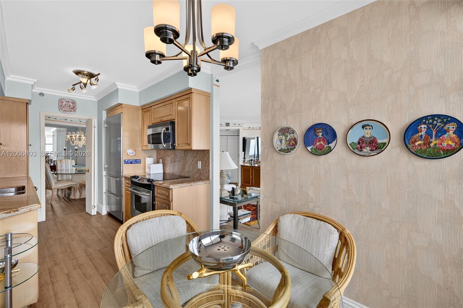 1000 Island Boulevard