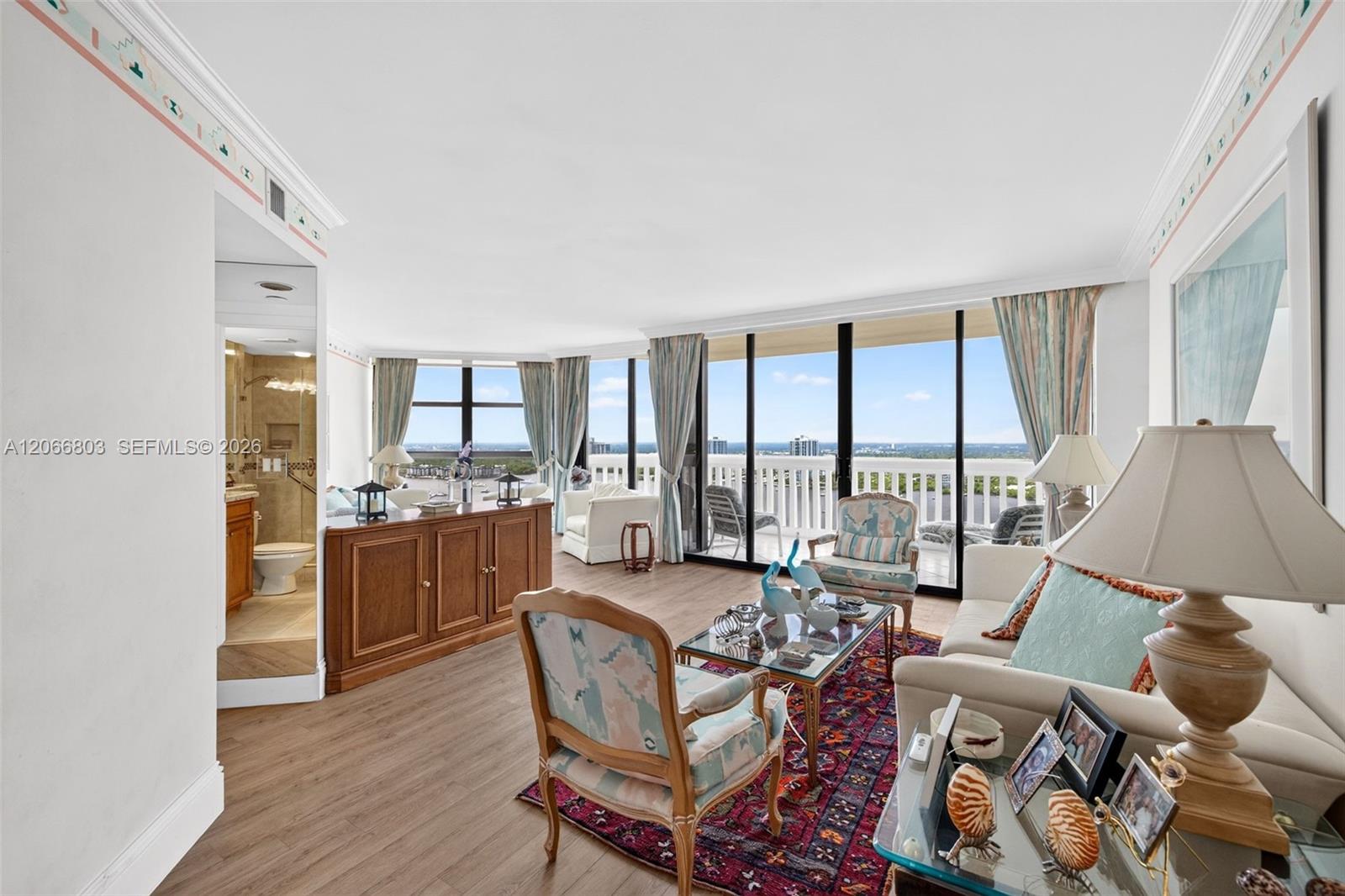 1000 Island Boulevard