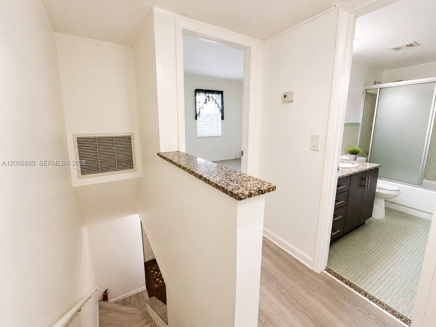 1720 W 75th Street