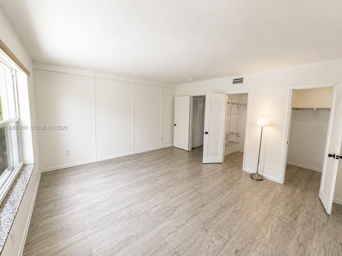 1720 W 75th Street
