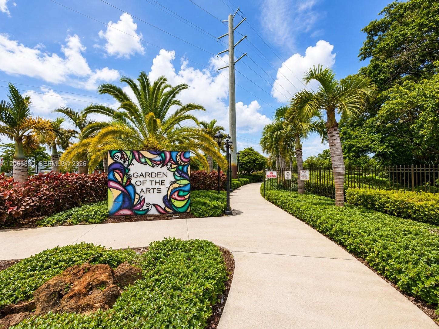1720 W 75th Street