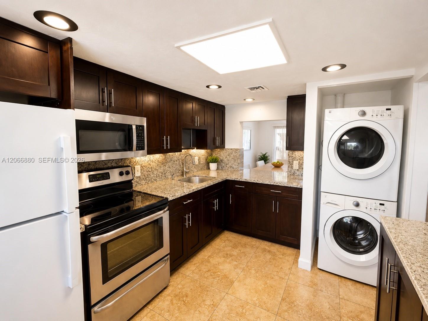 1720 W 75th Street