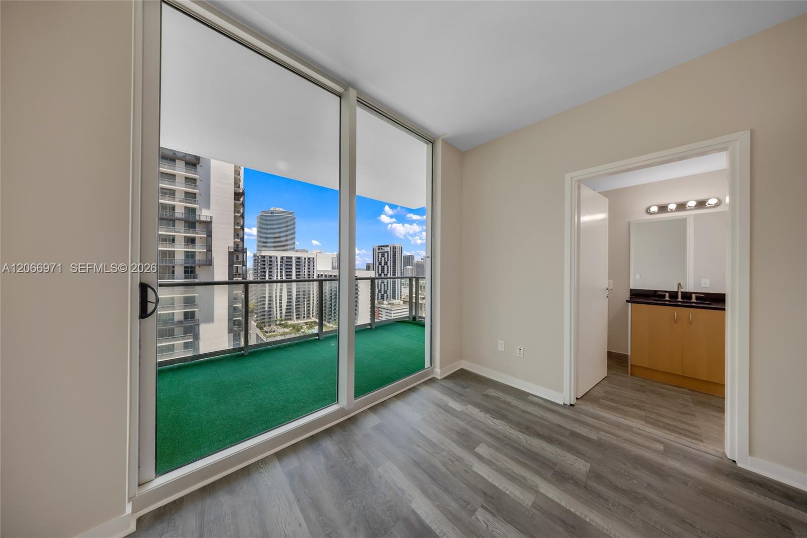 300 S Biscayne Boulevard