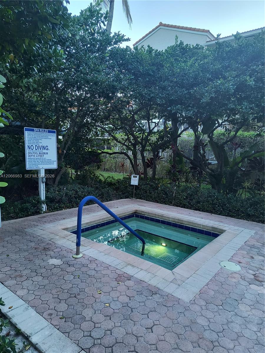 3610 Yacht Club Drive