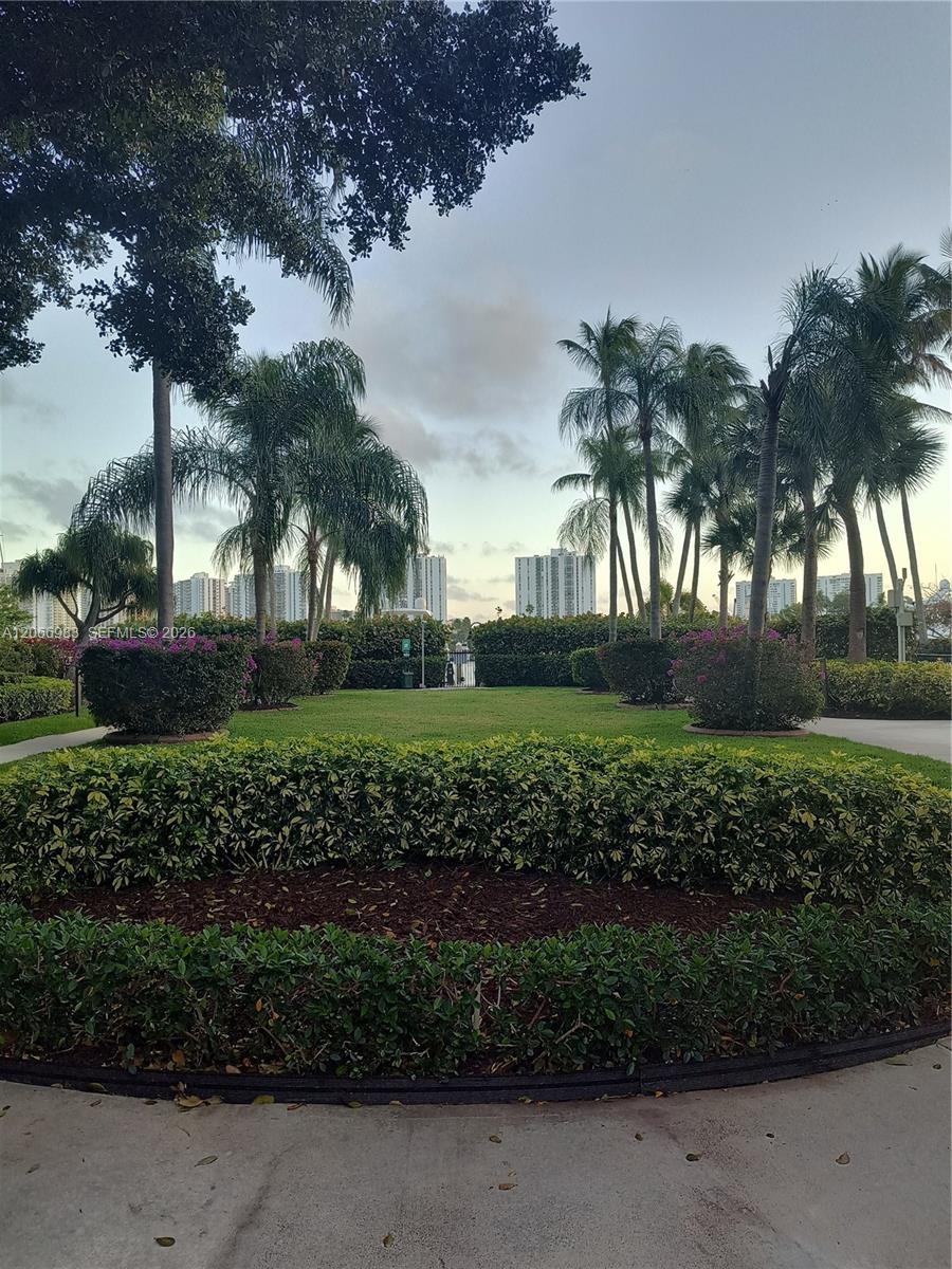 3610 Yacht Club Drive