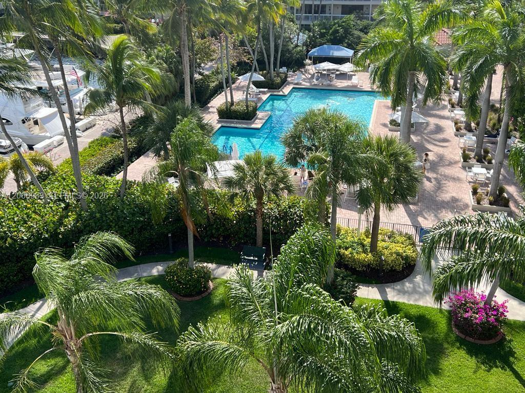 3610 Yacht Club Drive