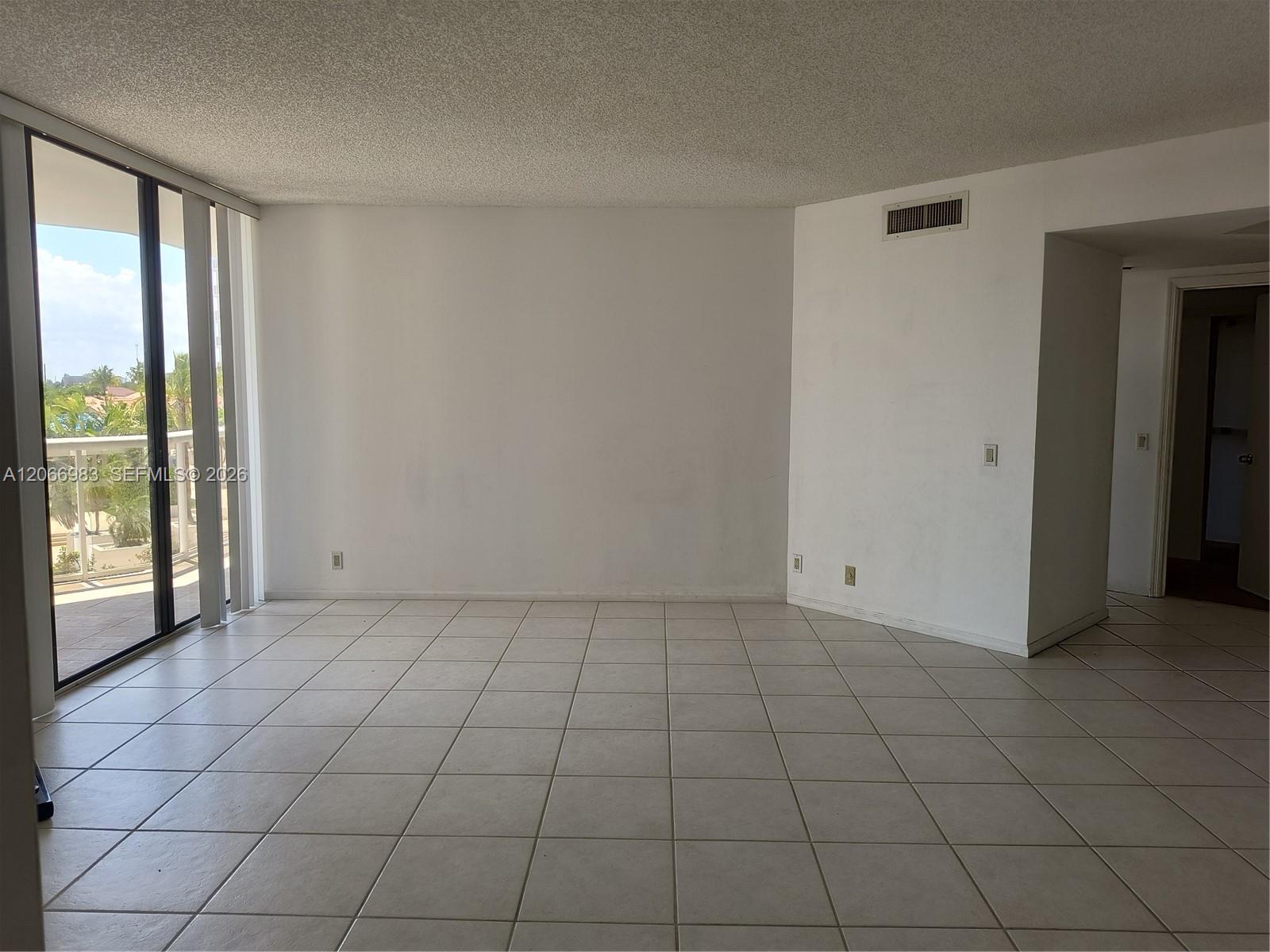 3610 Yacht Club Drive