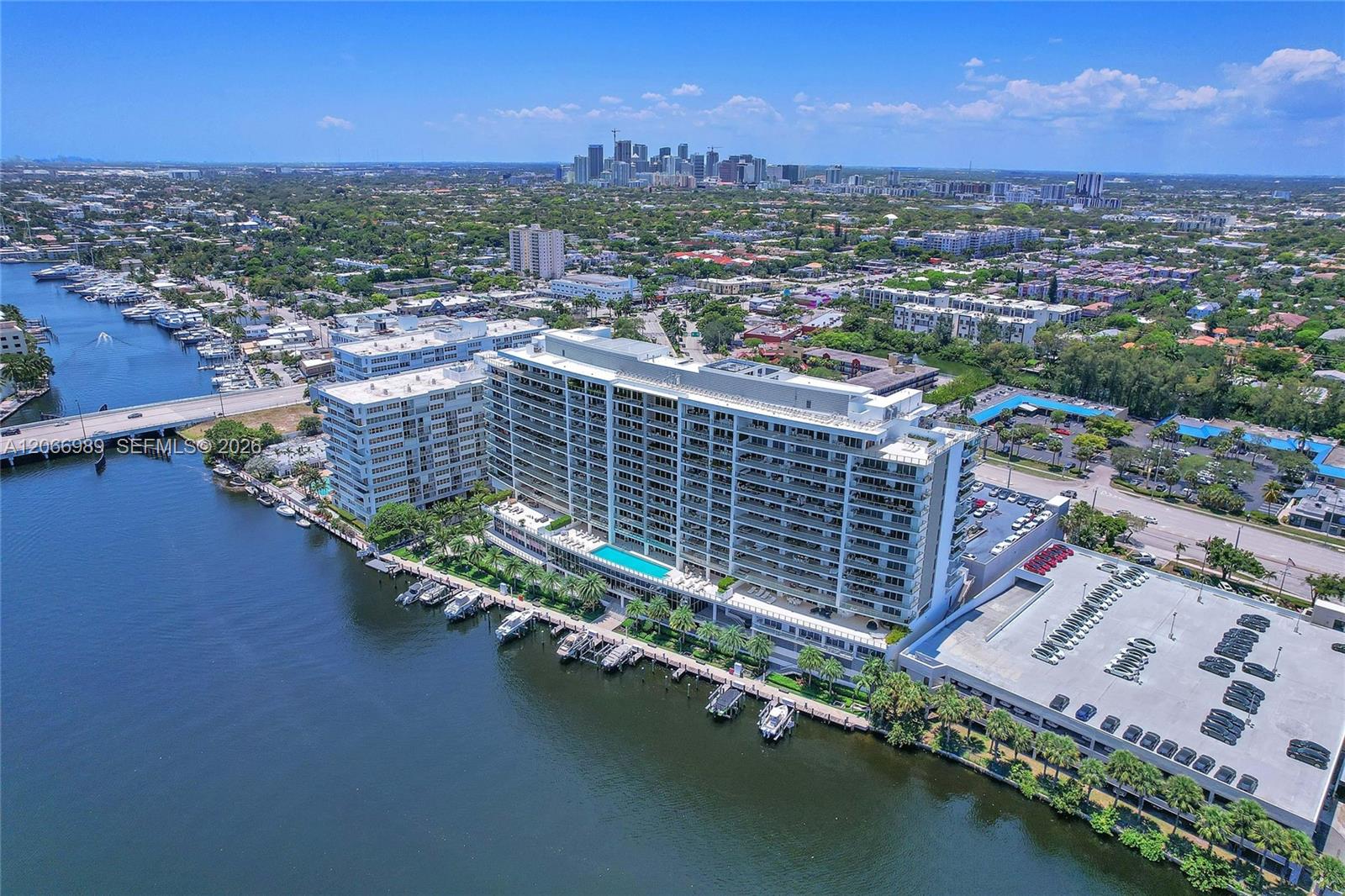 1180 N Federal Highway