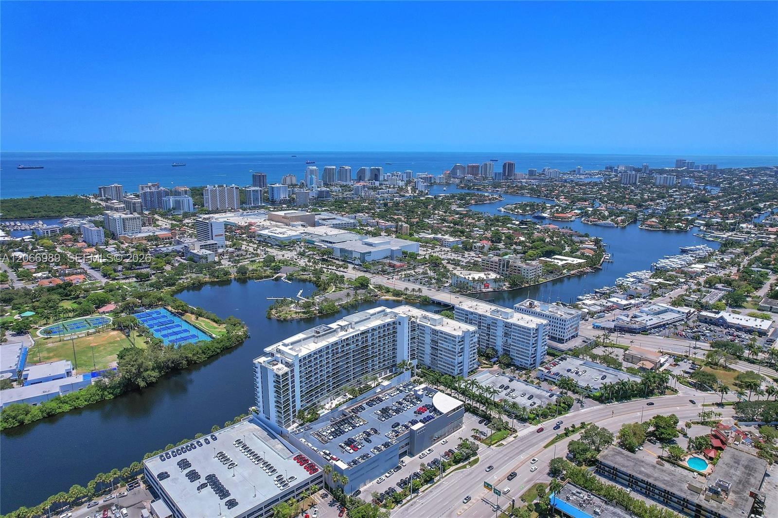 1180 N Federal Highway