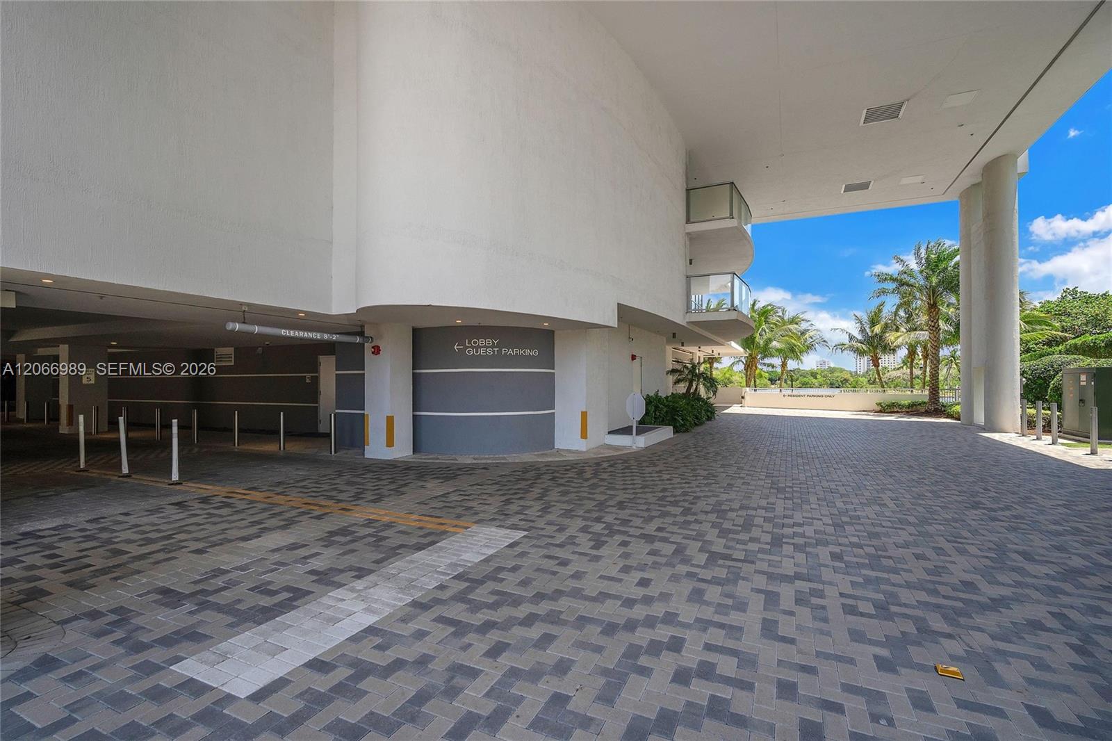 1180 N Federal Highway