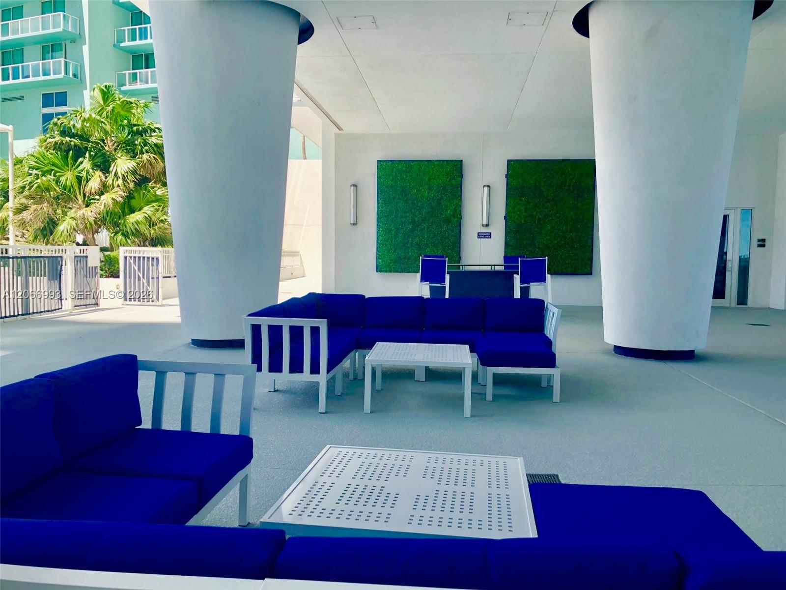 1800 N Bayshore Drive