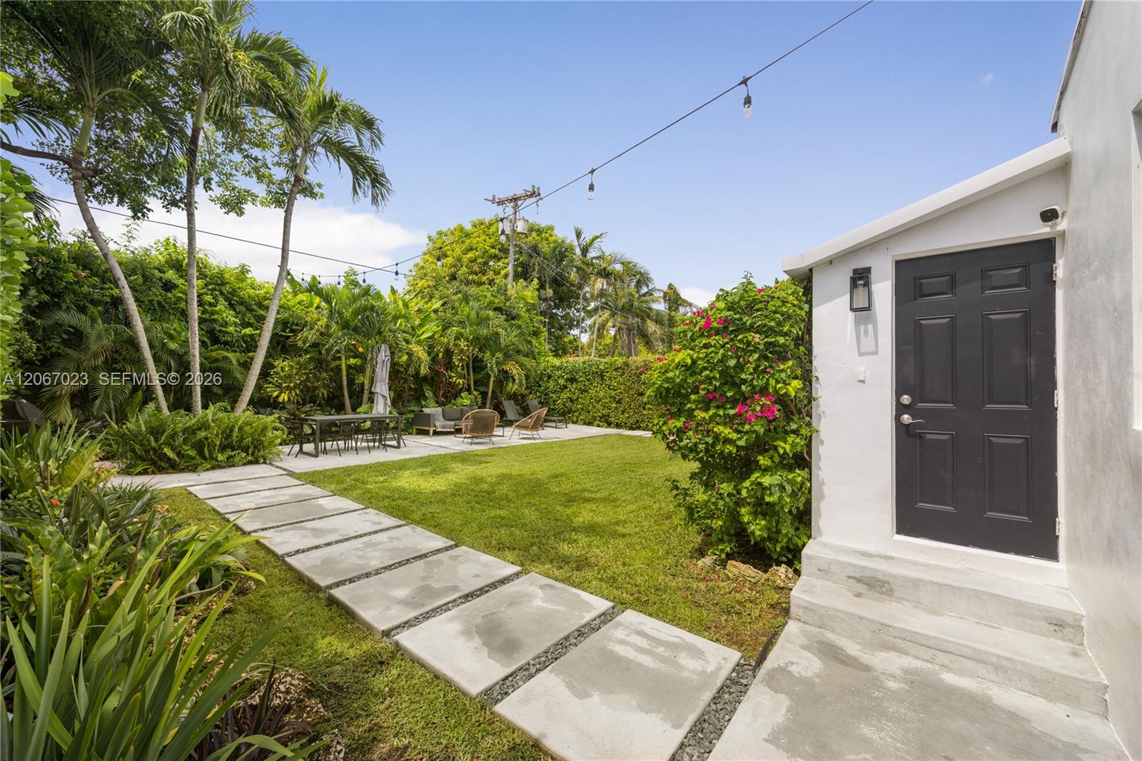 1868 SW 13th Street