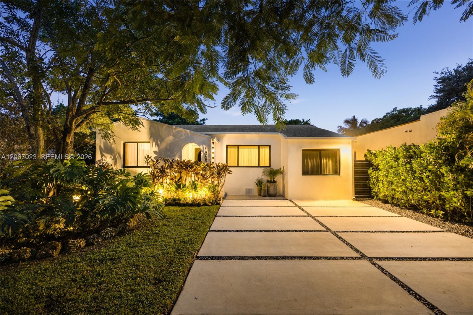 1868 SW 13th Street