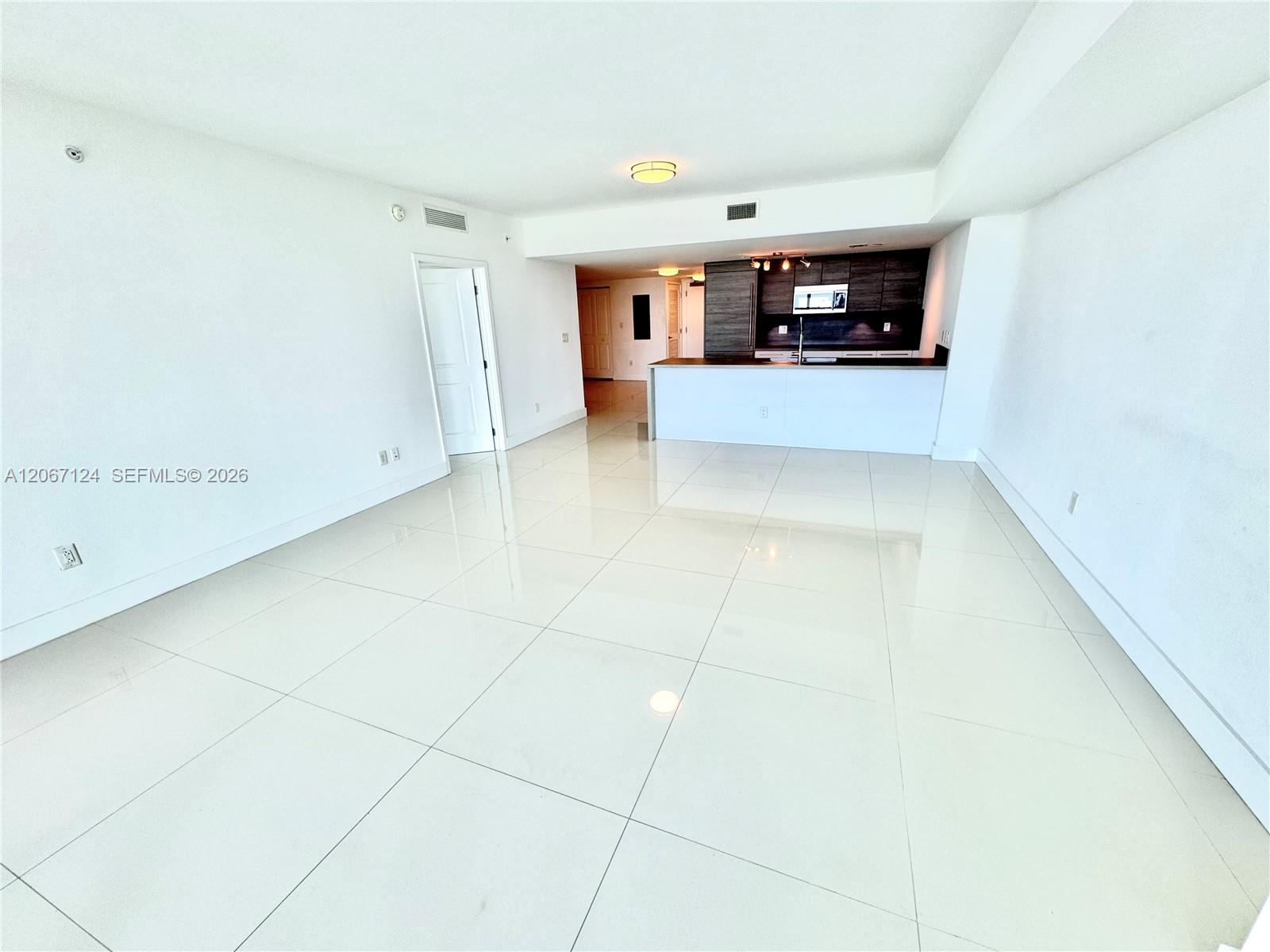 400 Sunny Isles Boulevard
