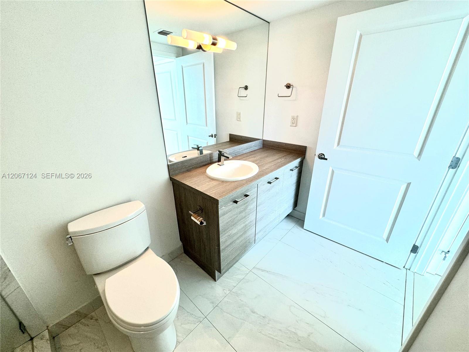 400 Sunny Isles Boulevard