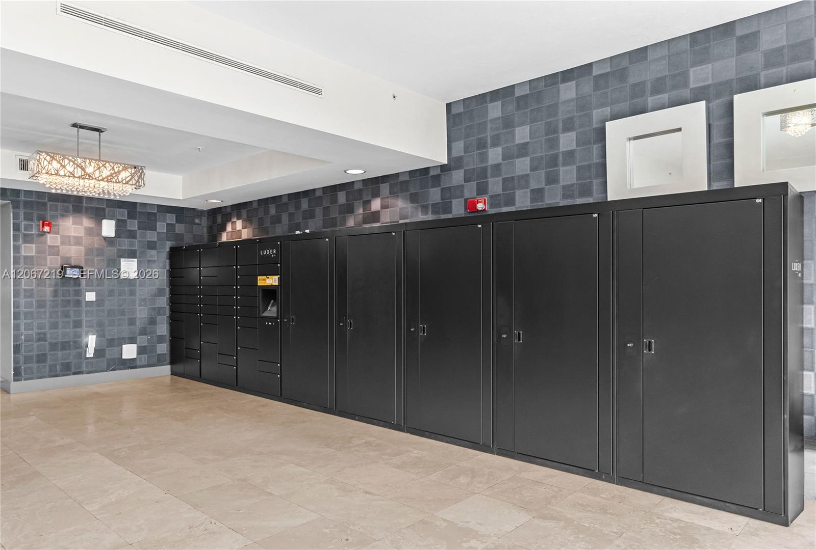 14951 Royal Oaks Lane