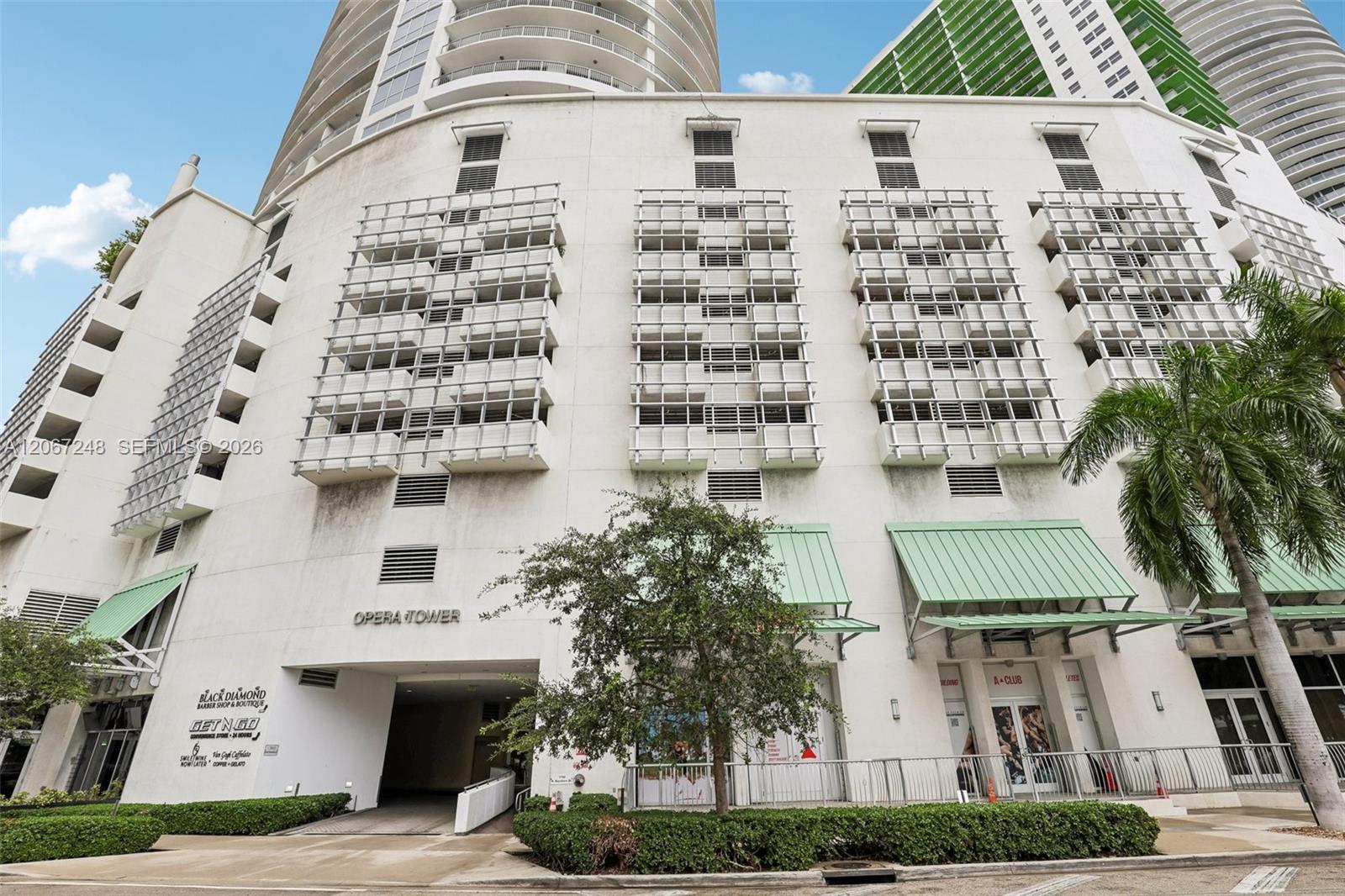 1750 N Bayshore Drive
