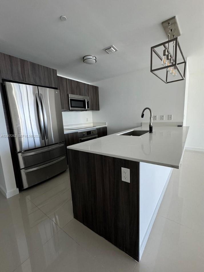 488 NE 18th Street