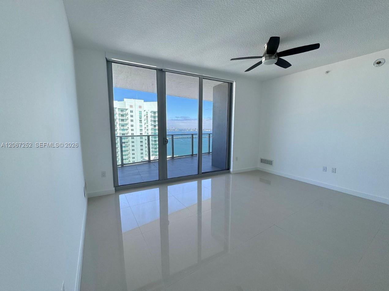488 NE 18th Street