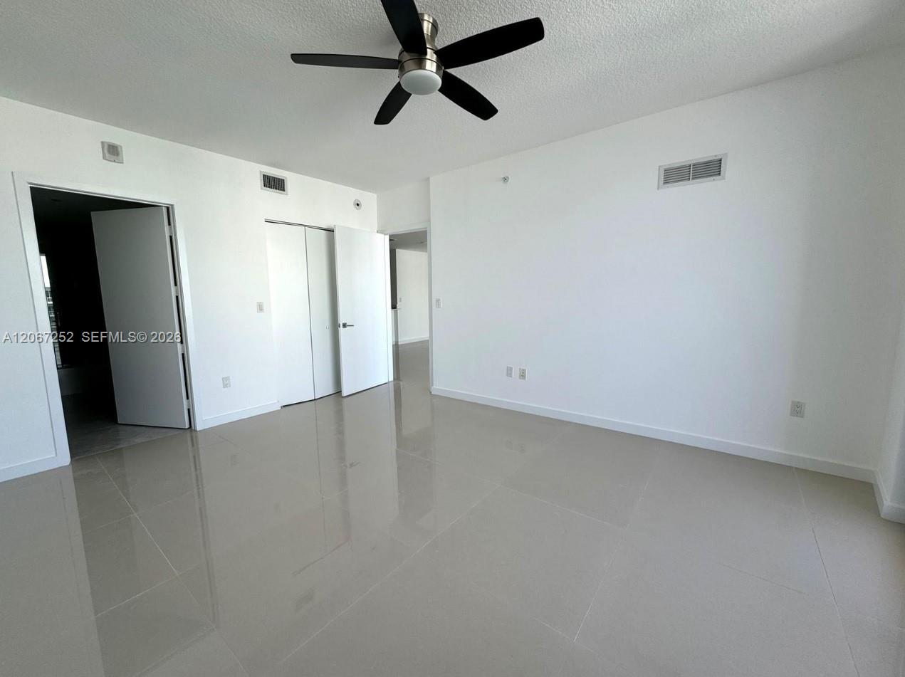 488 NE 18th Street