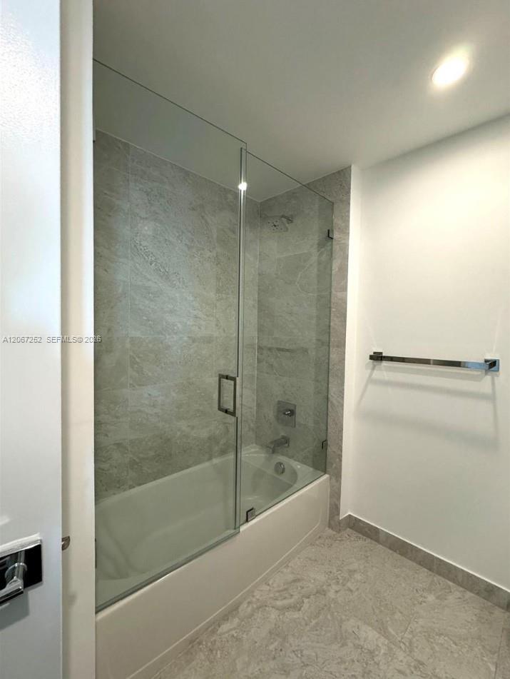 488 NE 18th Street