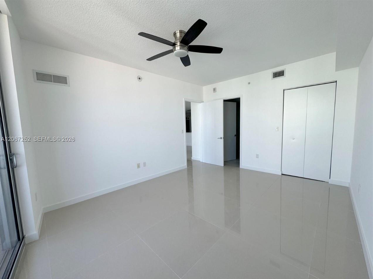 488 NE 18th Street