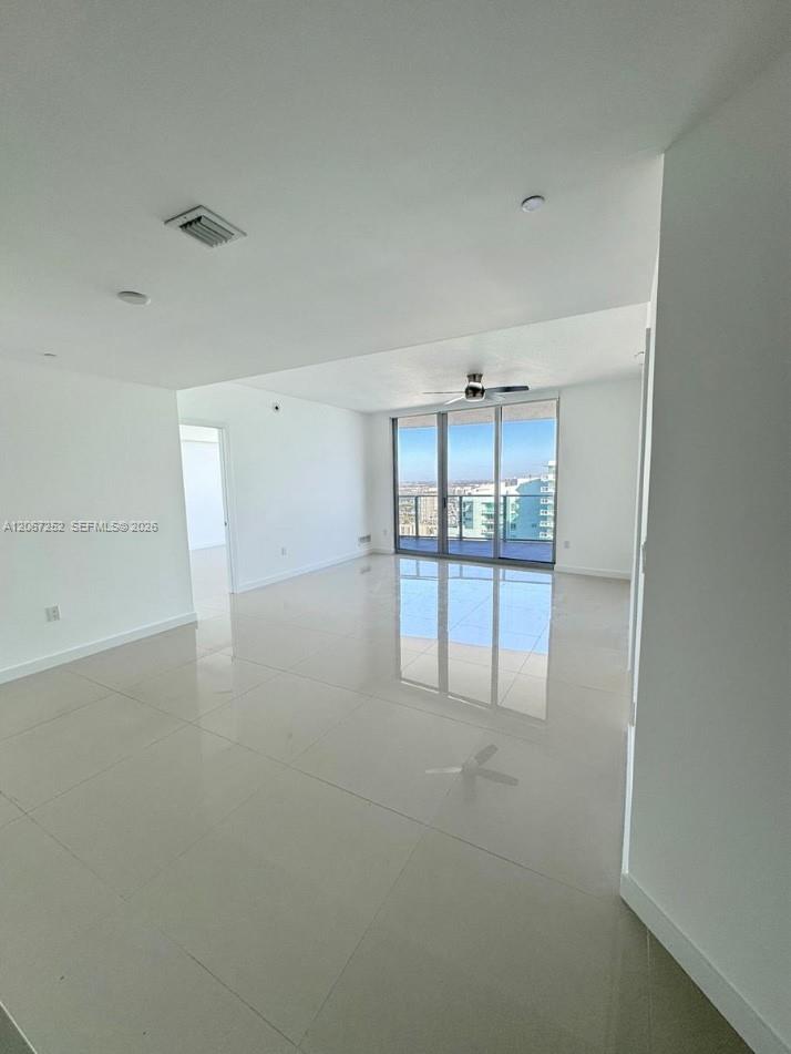 488 NE 18th Street