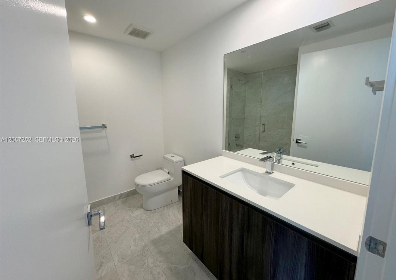 488 NE 18th Street