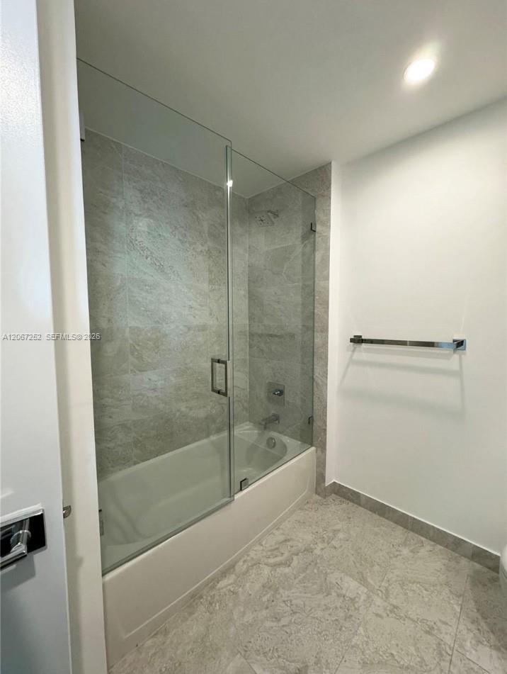 488 NE 18th Street