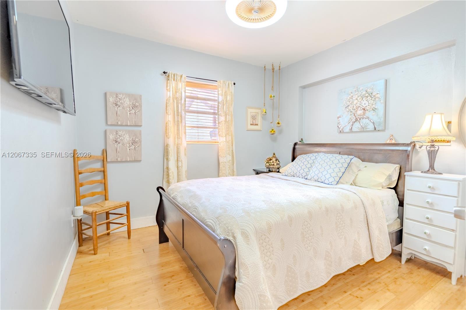 990 W 56th Street
