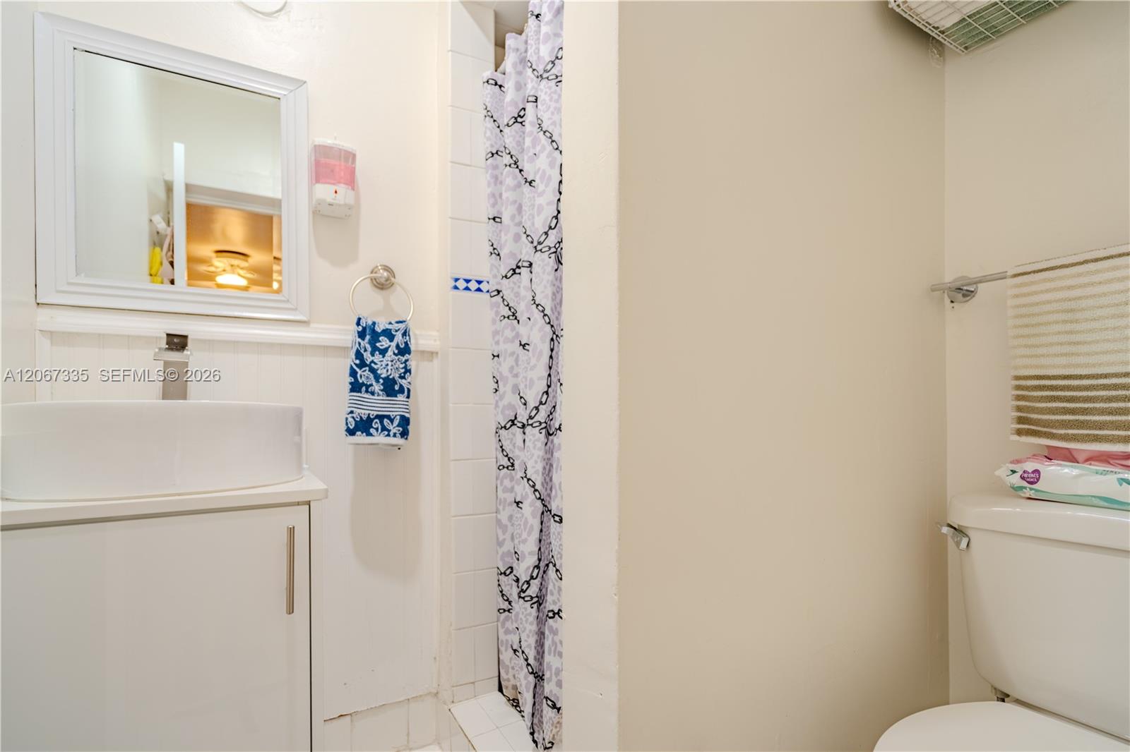 990 W 56th Street